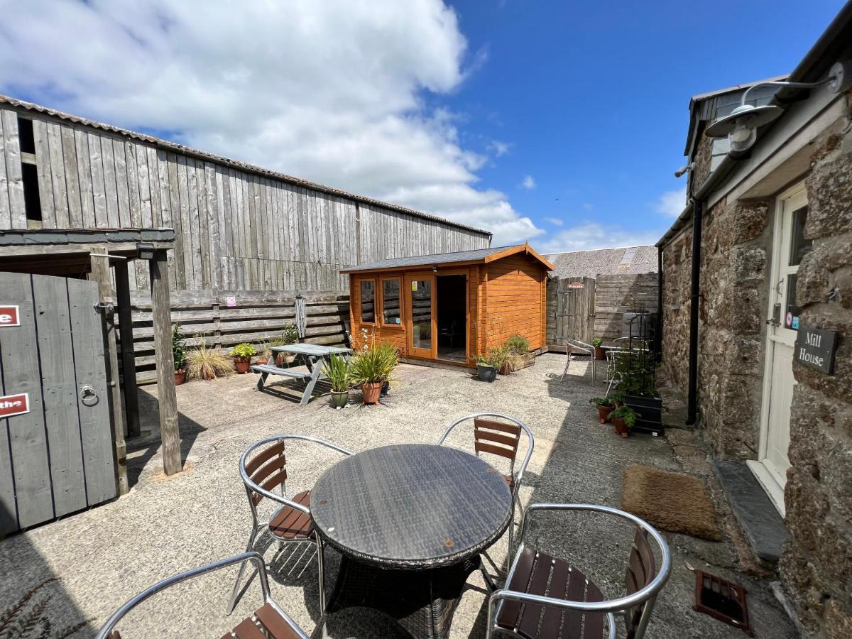 Lands End Hostel And B&B Sennen Exterior foto